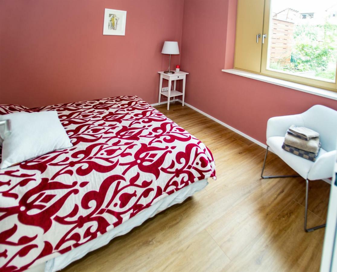 Eckhof Domizil - Grosszuegige Ferienwohnung Mit Kleinem Garten In Der Altstadt Von Гота Екстериор снимка