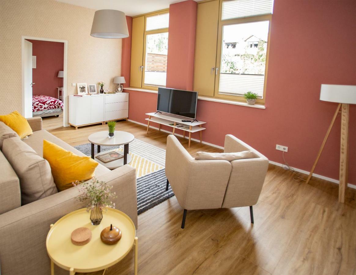Eckhof Domizil - Grosszuegige Ferienwohnung Mit Kleinem Garten In Der Altstadt Von Гота Екстериор снимка