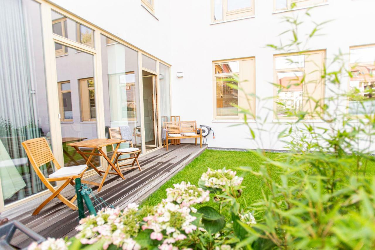 Eckhof Domizil - Grosszuegige Ferienwohnung Mit Kleinem Garten In Der Altstadt Von Гота Екстериор снимка